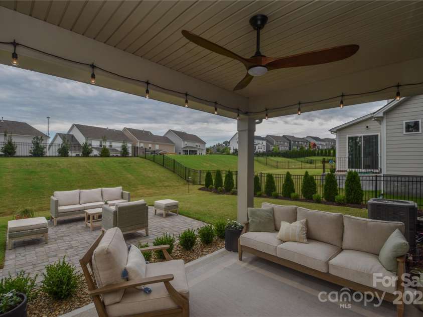 15216 Shallow Ridge Road, Charlotte, NC 28278.  MLS# CAR4264476, YatesRealty ID 16366. 