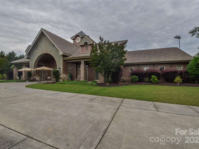 15216 Shallow Ridge Road, Charlotte, NC 28278.  MLS# CAR4264476, YatesRealty ID 16366. 