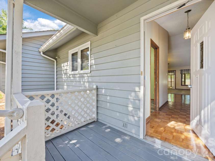 1305 Wellington Hills Circle, Salisbury, NC 28147.  MLS# CAR4374842, YatesRealty ID 16367. 