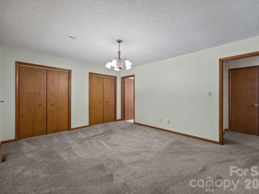 1305 Wellington Hills Circle, Salisbury, NC 28147.  MLS# CAR4374842, YatesRealty ID 16367. 