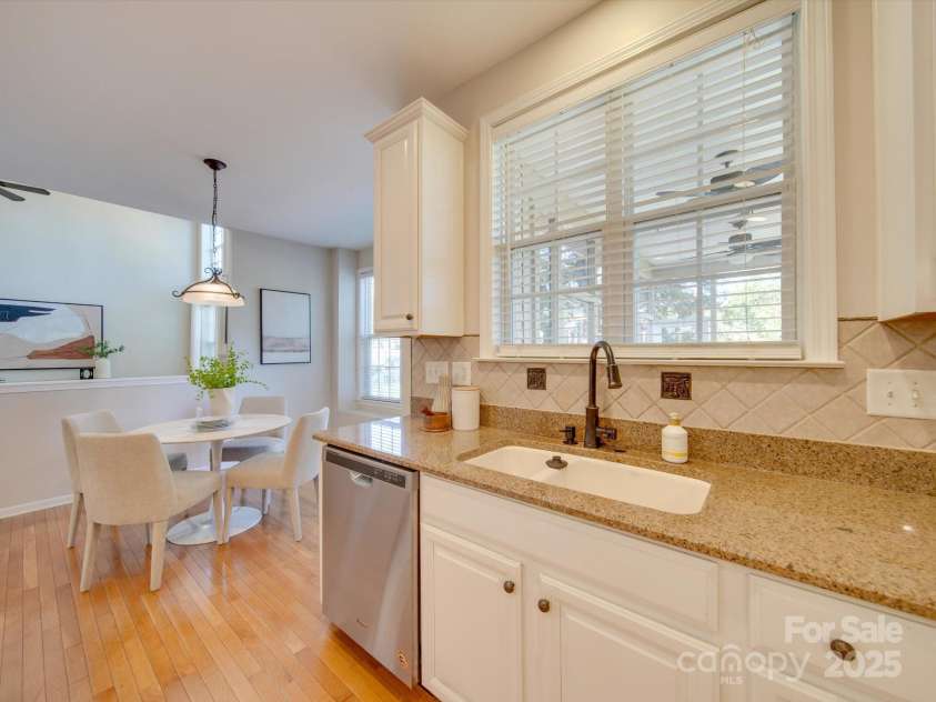 1708 Aringill Lane, Matthews, NC 28104.  MLS# CAR4256732, YatesRealty ID 16367. 