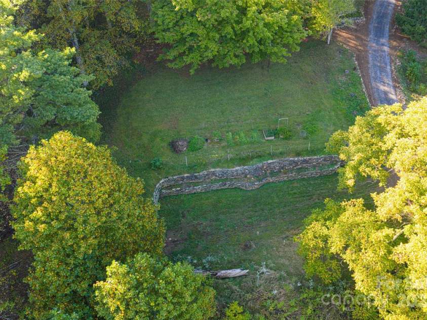 360 Banjo Branch Road, Burnsville, NC 28714.  MLS# CAR4310323, YatesRealty ID 1637. The property has ample garden space throughout the property. 