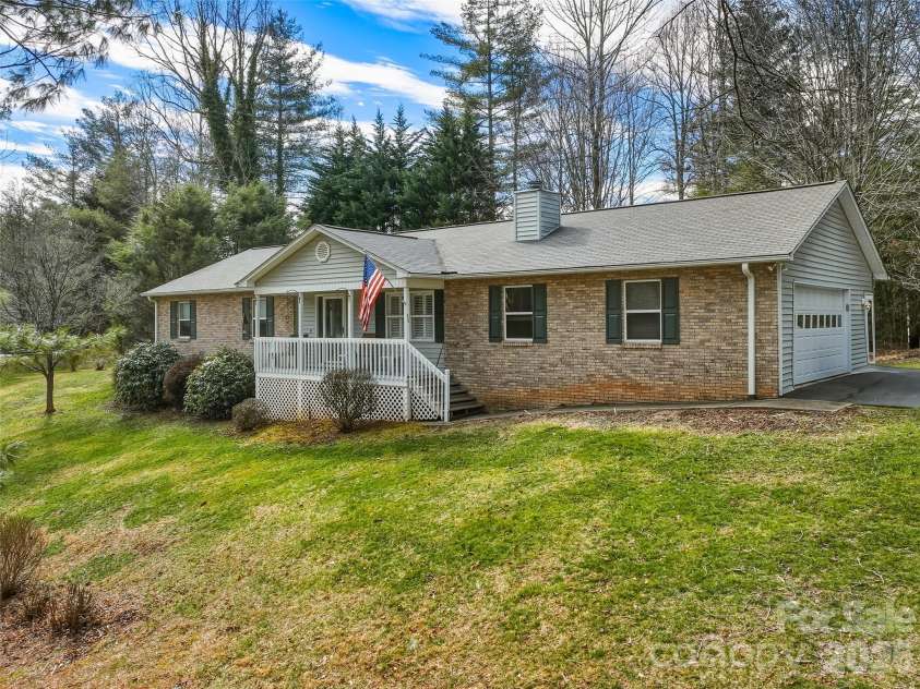 36 Justin Drive, Etowah, NC 28729.  MLS# CAR4373480, YatesRealty ID 16371. 