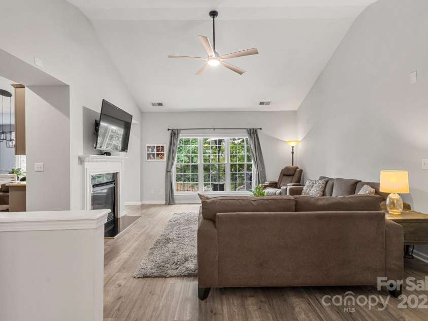 3820 Leela Palace Way, Fort Mill, SC 29708.  MLS# CAR4256730, YatesRealty ID 16371. 