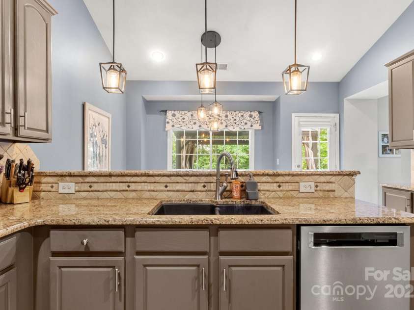 3820 Leela Palace Way, Fort Mill, SC 29708.  MLS# CAR4256730, YatesRealty ID 16371. 