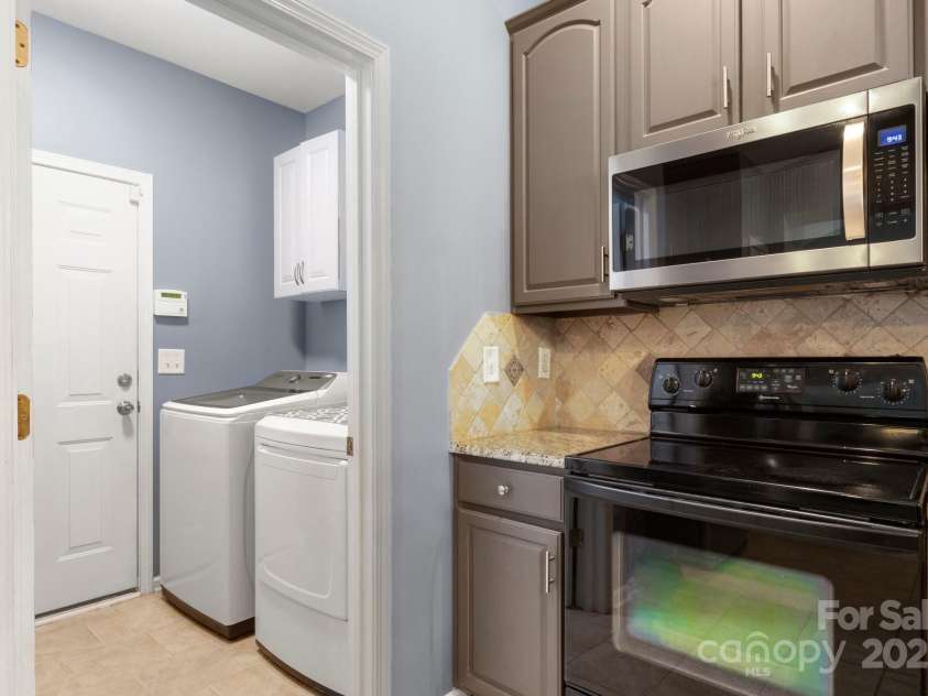 3820 Leela Palace Way, Fort Mill, SC 29708.  MLS# CAR4256730, YatesRealty ID 16371. 