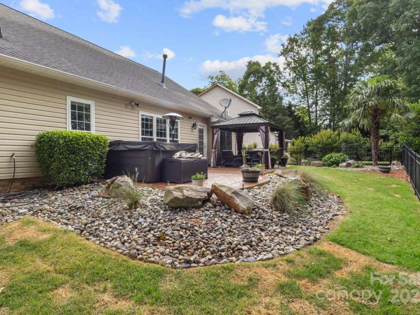 3820 Leela Palace Way, Fort Mill, SC 29708.  MLS# CAR4256730, YatesRealty ID 16371. 