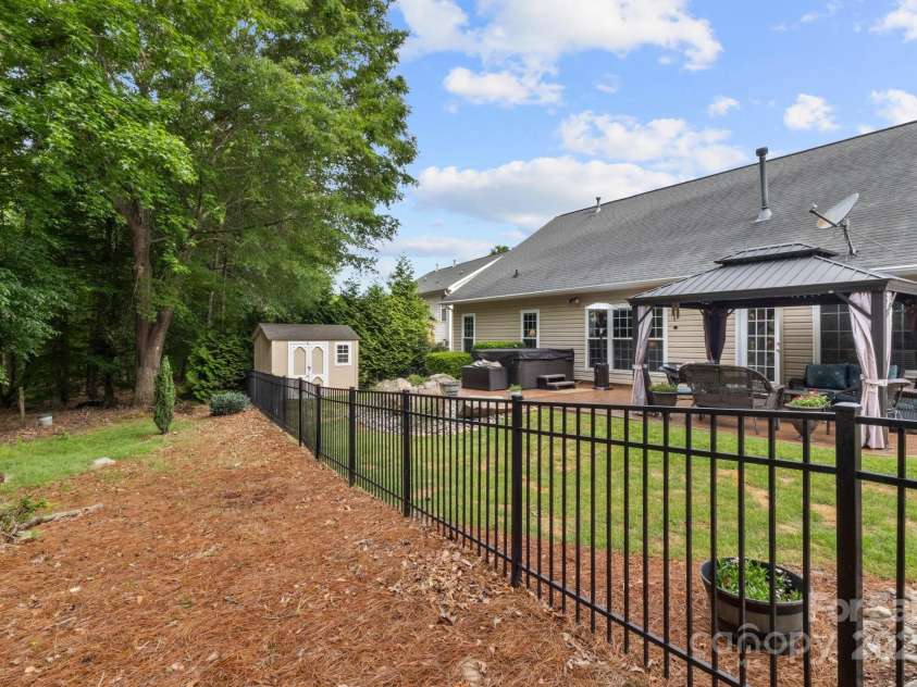 3820 Leela Palace Way, Fort Mill, SC 29708.  MLS# CAR4256730, YatesRealty ID 16371. 