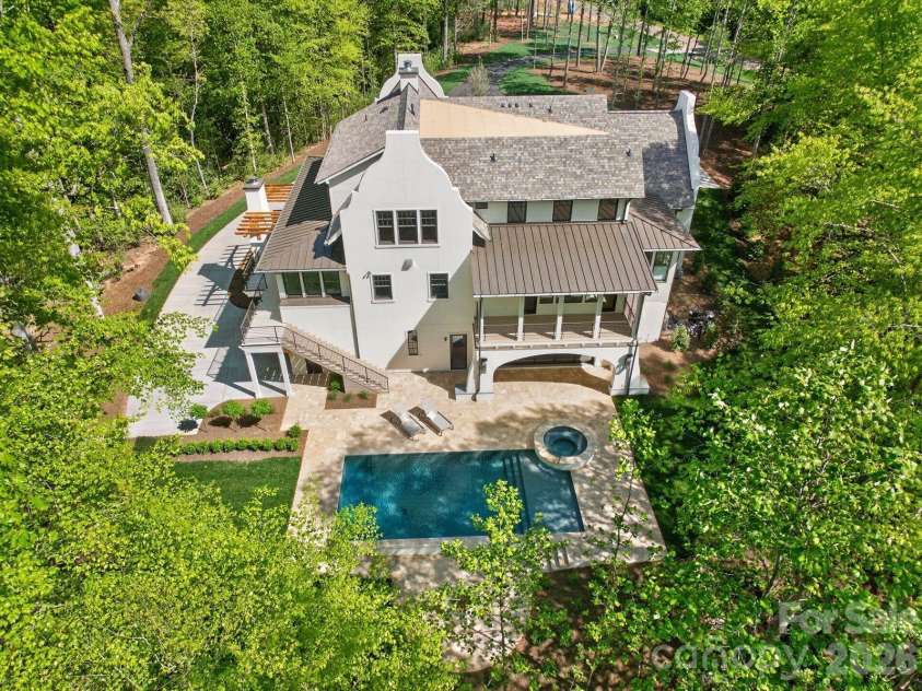 1052 Ventosa Drive, Denver, NC 28037.  MLS# CAR4367793, YatesRealty ID 16372. 