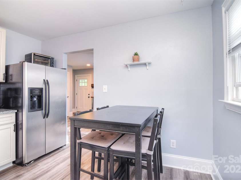 3623 Braden Drive, Charlotte, NC 28216.  MLS# CAR4258906, YatesRealty ID 16372. 