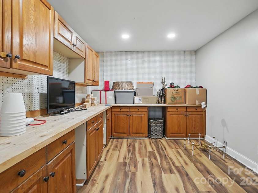 902 Hoke Trail, Cramerton, NC 28032.  MLS# CAR4246862, YatesRealty ID 16373. 