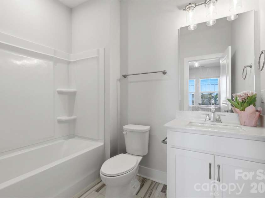 4129 Polluck Way, Charlotte, NC 28209.  MLS# CAR4366686, YatesRealty ID 16375. 