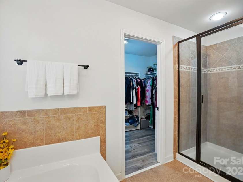 126 Warfield Drive, Mooresville, NC 28115.  MLS# CAR4254698, YatesRealty ID 16376. 