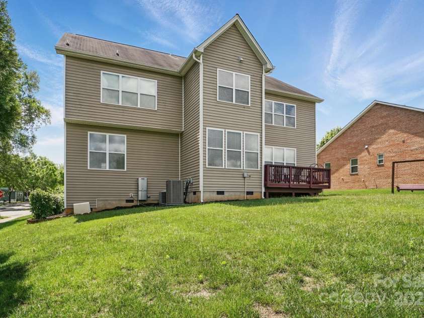 126 Warfield Drive, Mooresville, NC 28115.  MLS# CAR4254698, YatesRealty ID 16376. 