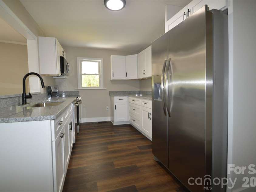 191 Flat Rock Hill Road, Tryon, NC 28782.  MLS# CAR4374519, YatesRealty ID 16376. 