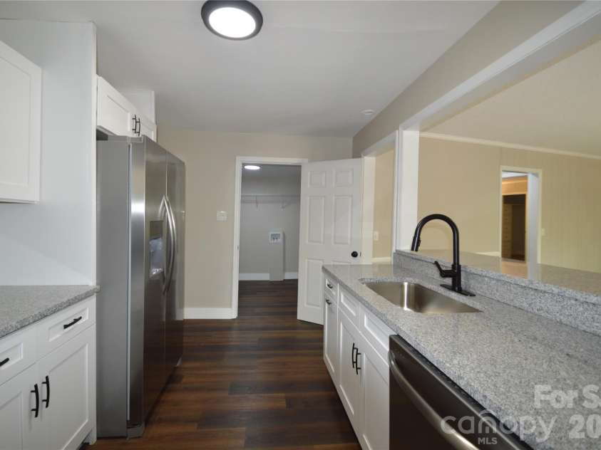 191 Flat Rock Hill Road, Tryon, NC 28782.  MLS# CAR4374519, YatesRealty ID 16376. 