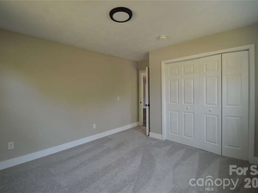 191 Flat Rock Hill Road, Tryon, NC 28782.  MLS# CAR4374519, YatesRealty ID 16376. 