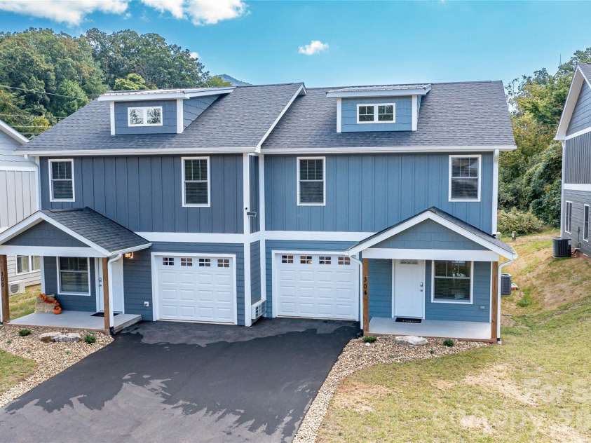 308/312 Jenna Clare Lane, Asheville, NC 28803.  MLS# CAR4367105, YatesRealty ID 16377. 