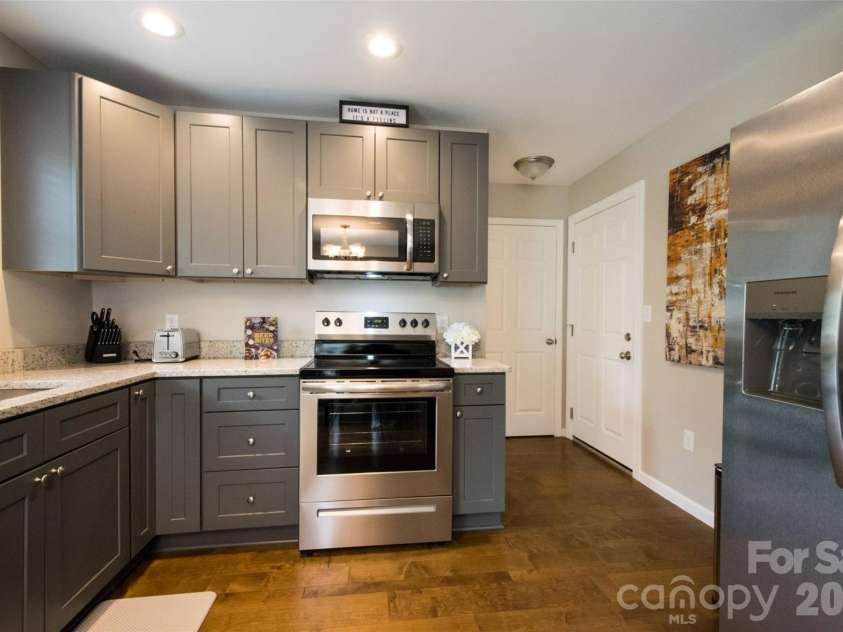 308/312 Jenna Clare Lane, Asheville, NC 28803.  MLS# CAR4367105, YatesRealty ID 16377. 