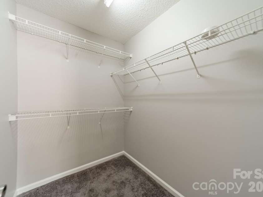 134 Chere Helen Drive, Mooresville, NC 28115.  MLS# CAR4373841, YatesRealty ID 16378. 