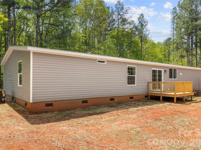 1704 Logan Terry Road, Lancaster, SC 29720.  MLS# CAR4366464, YatesRealty ID 16379. 
