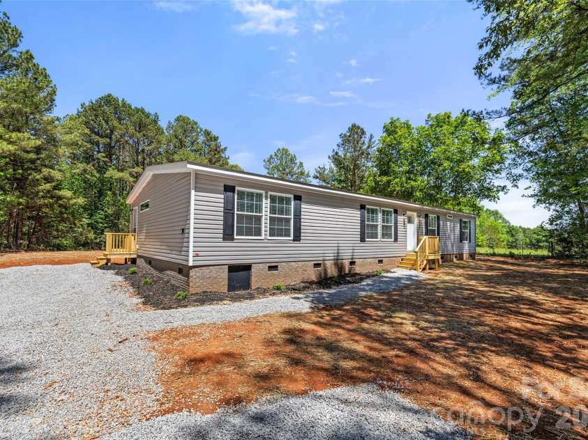 1704 Logan Terry Road, Lancaster, SC 29720.  MLS# CAR4366464, YatesRealty ID 16379. New Construction - Drywall interior- 4 bedrooms and a den