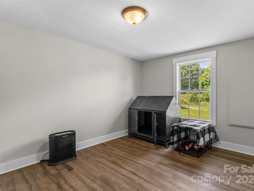 1730 Woodbend Lane, Conover, NC 28613.  MLS# CAR4263635, YatesRealty ID 16379. 