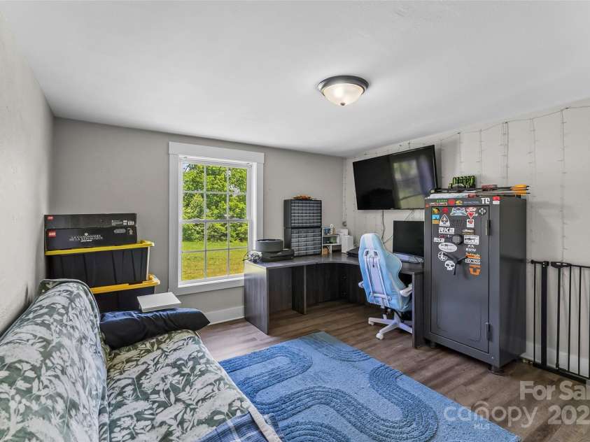 1730 Woodbend Lane, Conover, NC 28613.  MLS# CAR4263635, YatesRealty ID 16379. 