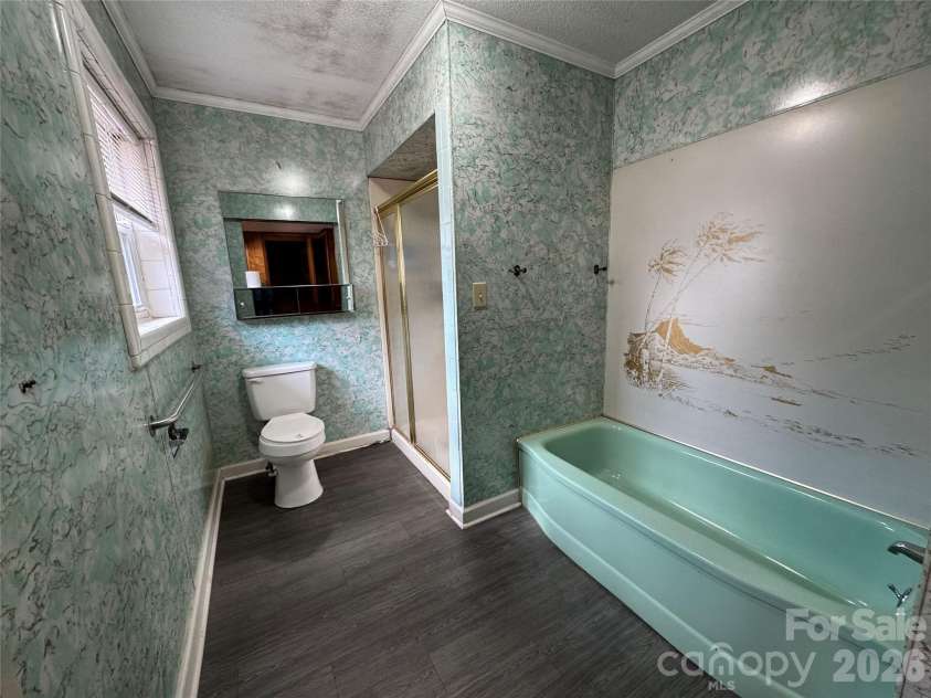 545 Collins Street, Kannapolis, NC 28083.  MLS# CAR4345178, YatesRealty ID 1638. 