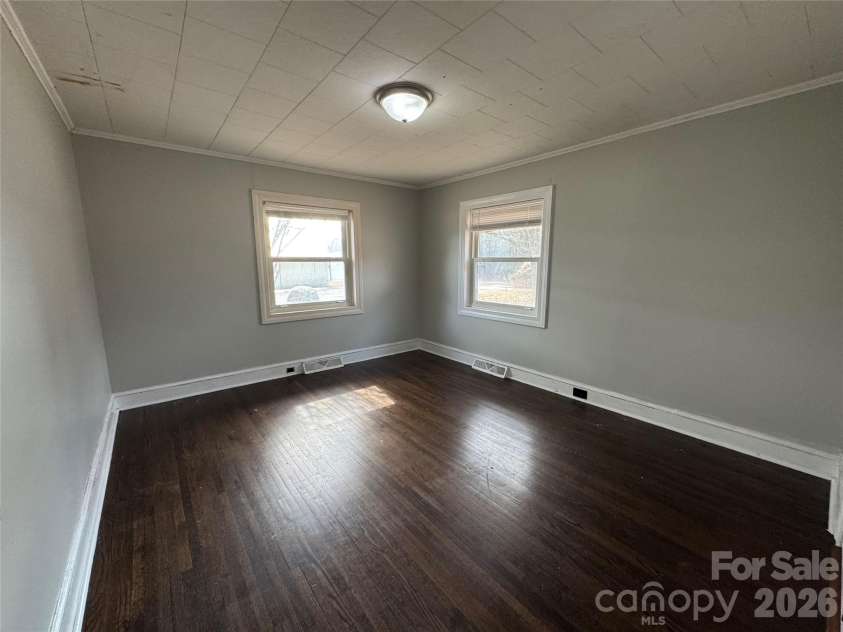 545 Collins Street, Kannapolis, NC 28083.  MLS# CAR4345178, YatesRealty ID 1638. 