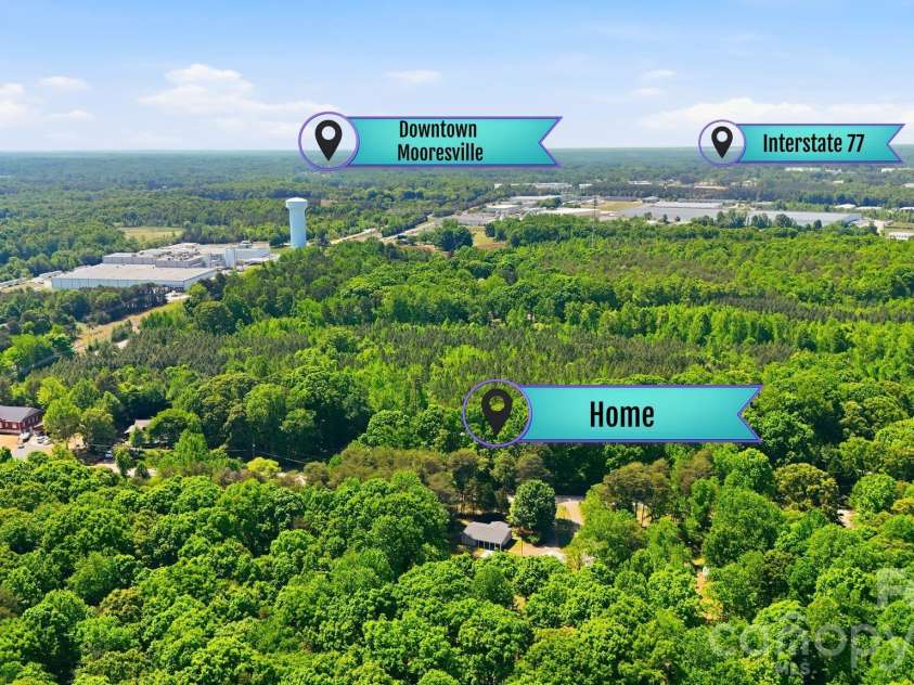 136 Woodridge Lane, Mooresville, NC 28115.  MLS# CAR4373482, YatesRealty ID 16380. 