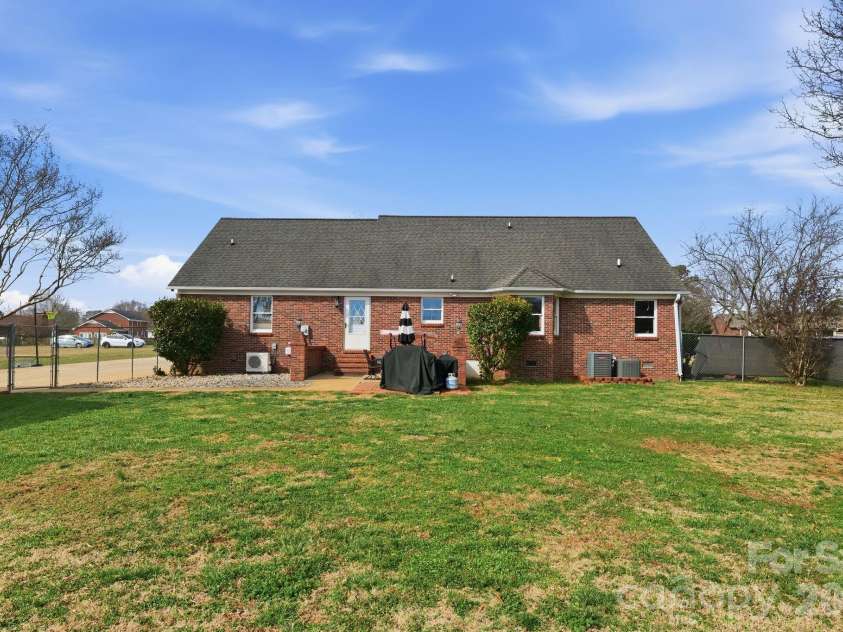 310 Palmer Circle, Rockwell, NC 28138.  MLS# CAR4347711, YatesRealty ID 16381. 