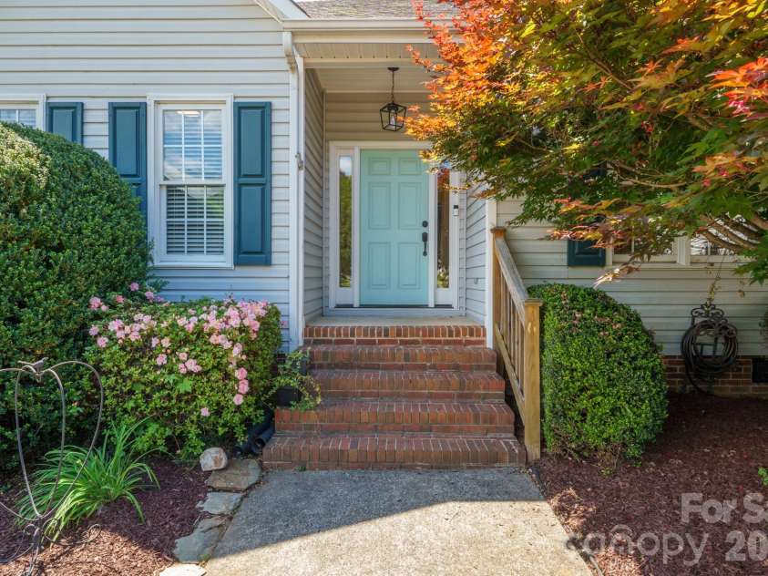 12500 Willow Grove Way, Huntersville, NC 28078.  MLS# CAR4371049, YatesRealty ID 16383. 