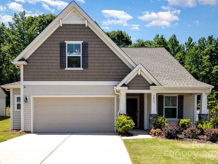 5053 Arbordale Way, Mount Holly, NC 28120.  MLS# CAR4251049, YatesRealty ID 16383. 