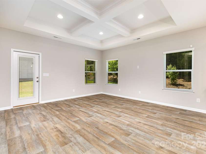 5053 Arbordale Way, Mount Holly, NC 28120.  MLS# CAR4251049, YatesRealty ID 16383. 