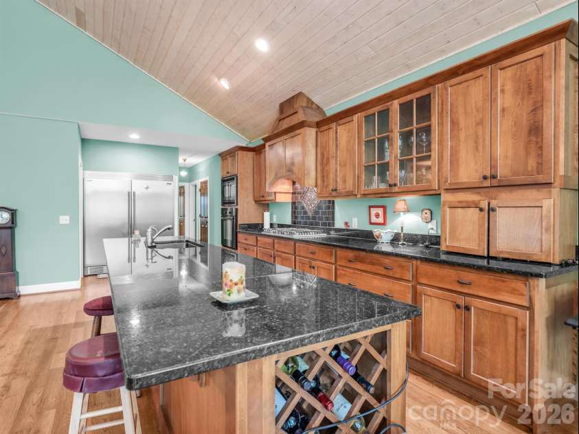 30 Laurel Branch Drive, Black Mountain, NC 28711.  MLS# CAR4356926, YatesRealty ID 16384. 