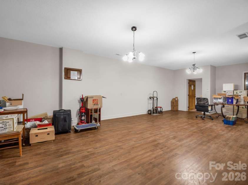 30 Laurel Branch Drive, Black Mountain, NC 28711.  MLS# CAR4356926, YatesRealty ID 16384. 