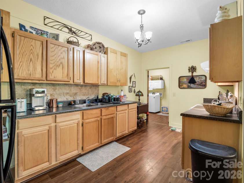 30 Laurel Branch Drive, Black Mountain, NC 28711.  MLS# CAR4356926, YatesRealty ID 16384. 