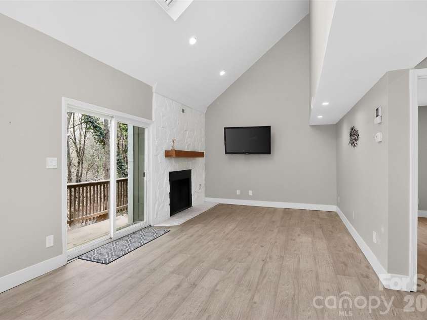 27070 Catamaran Drive, Tega Cay, SC 29708.  MLS# CAR4363313, YatesRealty ID 16385. 