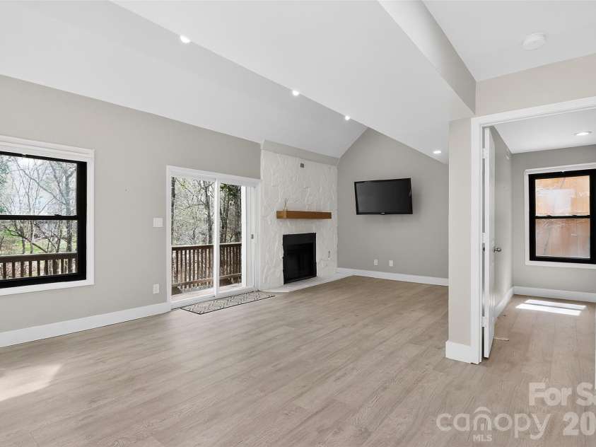 27070 Catamaran Drive, Tega Cay, SC 29708.  MLS# CAR4363313, YatesRealty ID 16385. 