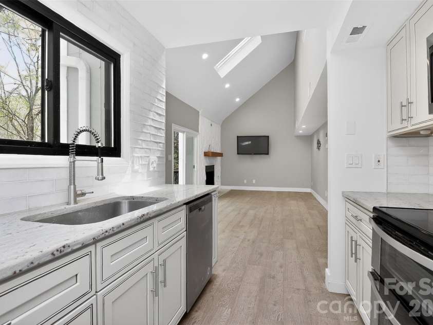 27070 Catamaran Drive, Tega Cay, SC 29708.  MLS# CAR4363313, YatesRealty ID 16385. 