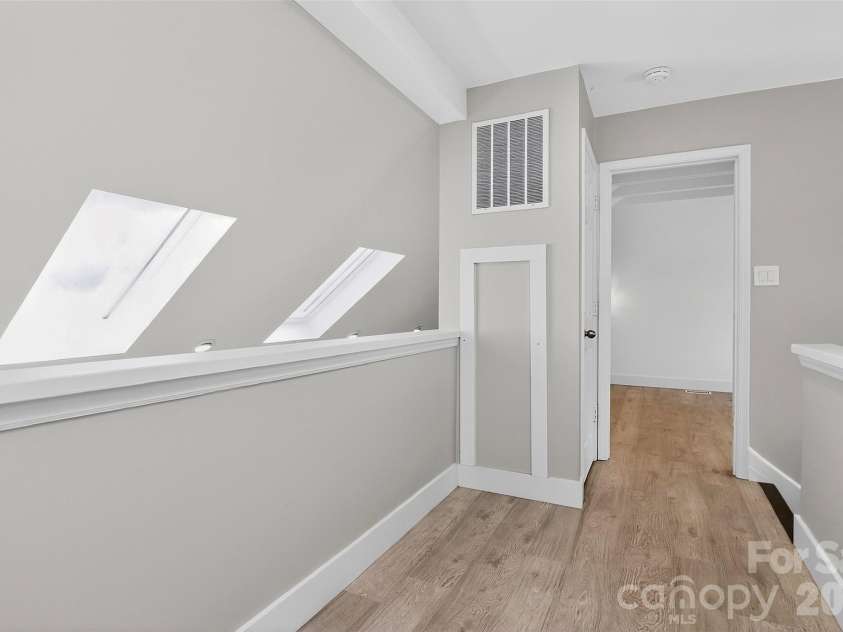 27070 Catamaran Drive, Tega Cay, SC 29708.  MLS# CAR4363313, YatesRealty ID 16385. 