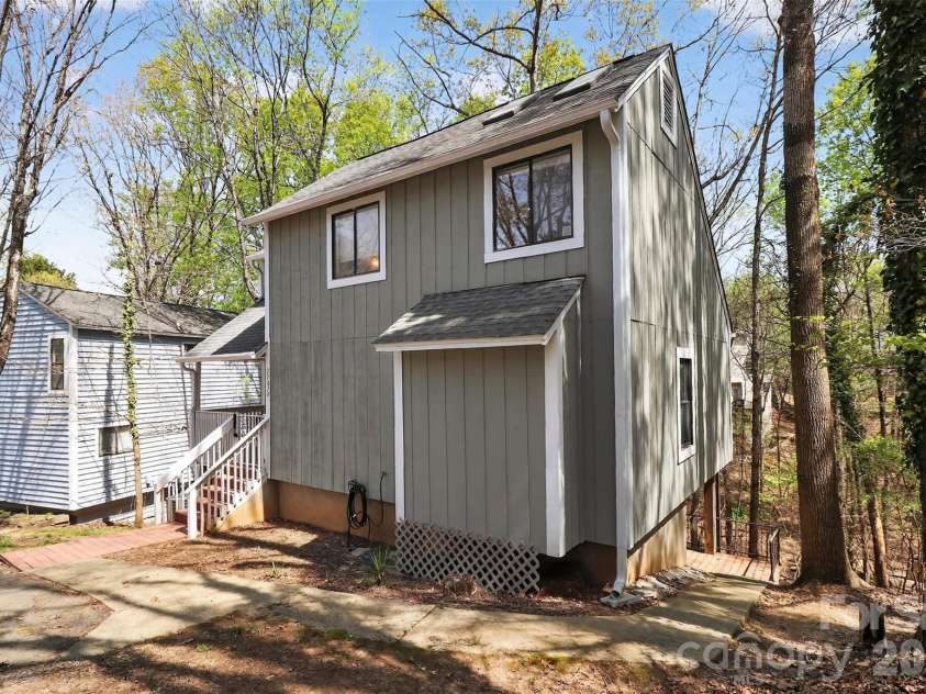 27070 Catamaran Drive, Tega Cay, SC 29708.  MLS# CAR4363313, YatesRealty ID 16385. 