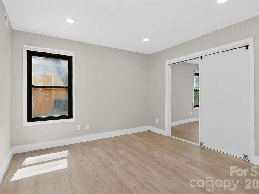 27070 Catamaran Drive, Tega Cay, SC 29708.  MLS# CAR4363313, YatesRealty ID 16385. Main Level Bedroom