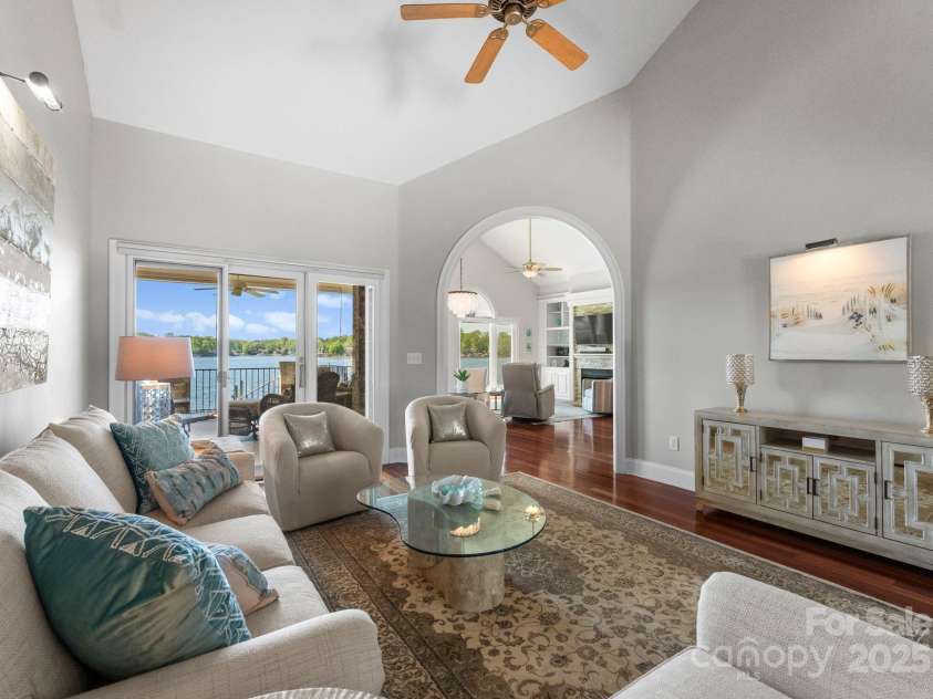 3507 Governors Island Drive, Denver, NC 28037.  MLS# CAR4249171, YatesRealty ID 16386. 