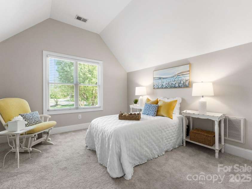 3507 Governors Island Drive, Denver, NC 28037.  MLS# CAR4249171, YatesRealty ID 16386. 