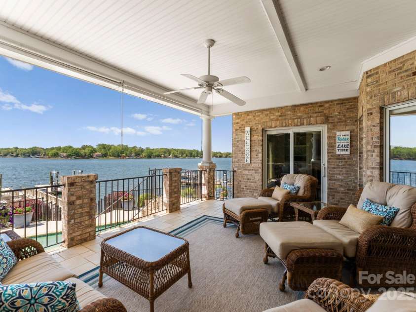 3507 Governors Island Drive, Denver, NC 28037.  MLS# CAR4249171, YatesRealty ID 16386. 