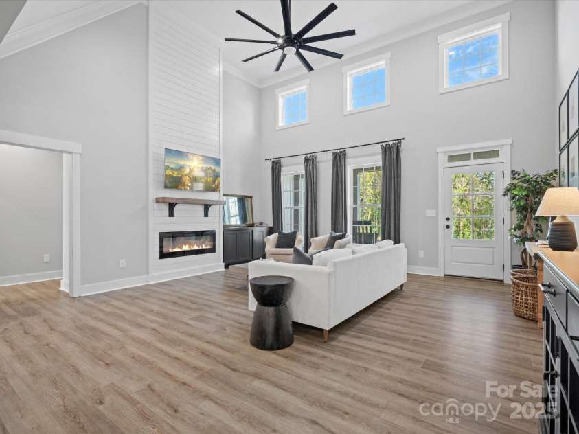 111 Alberta Avenue, Belmont, NC 28012.  MLS# CAR4207014, YatesRealty ID 16389. 