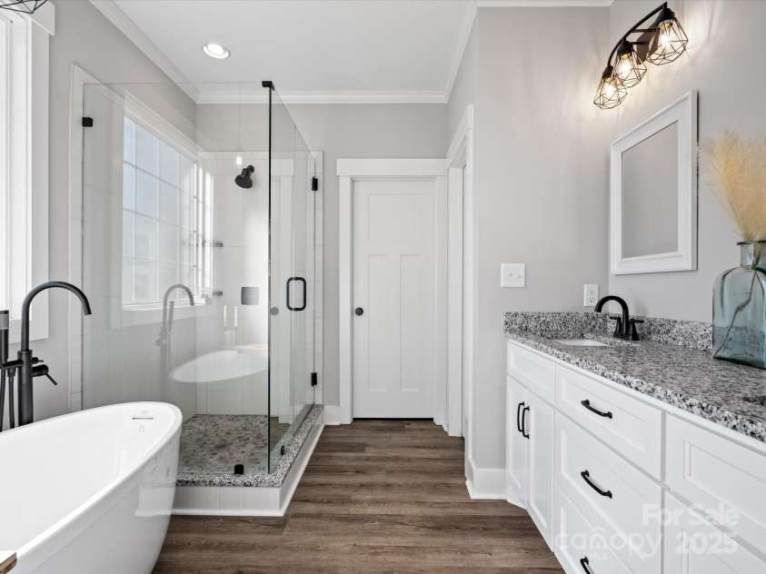 111 Alberta Avenue, Belmont, NC 28012.  MLS# CAR4207014, YatesRealty ID 16389. 