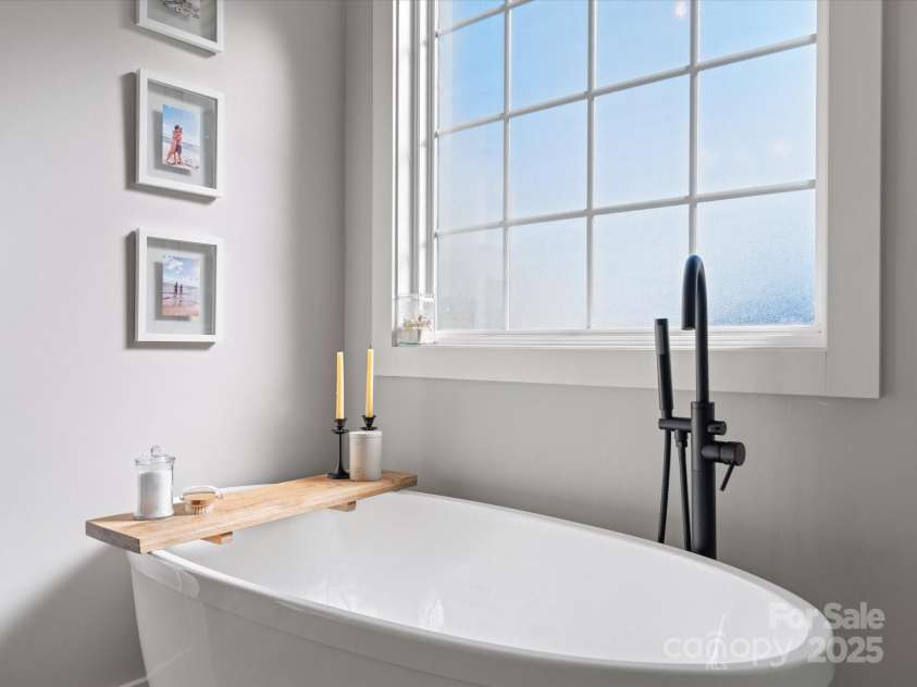 111 Alberta Avenue, Belmont, NC 28012.  MLS# CAR4207014, YatesRealty ID 16389. 